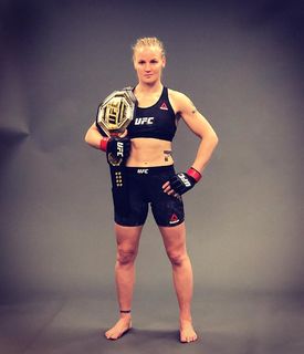 Valentina Shevchenko feet photo thumbnail
