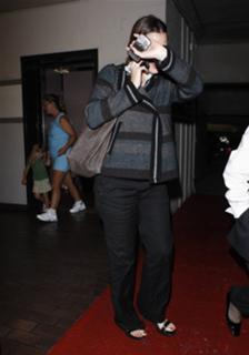 Jennifer Garner feet photo thumbnail