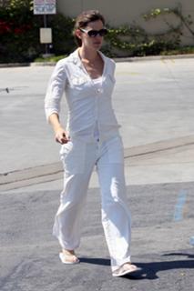 Jennifer Garner feet photo thumbnail