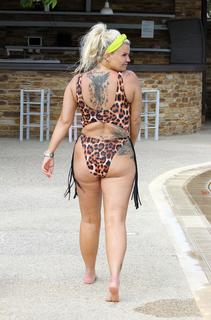 Kerry Katona feet photo thumbnail