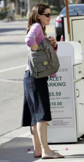 Jennifer Garner feet photo thumbnail