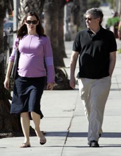 Jennifer Garner feet photo thumbnail