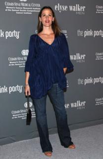 Jennifer Garner feet photo thumbnail
