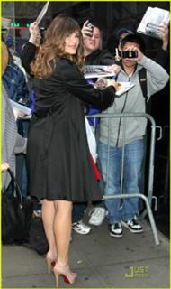 Jennifer Garner feet photo thumbnail