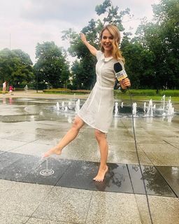 Paulina Sykut feet photo thumbnail