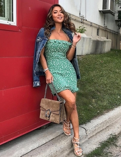 Arianny Celeste feet photo thumbnail