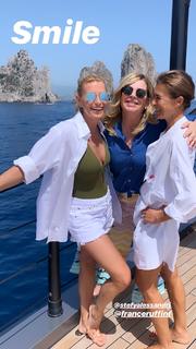 Federica Fontana feet photo thumbnail