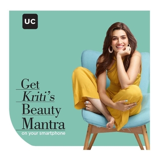 Kriti Sanon feet photo thumbnail