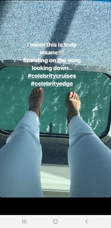 Emmanuelle Chriqui feet photo thumbnail
