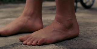Salma Hayek feet photo thumbnail