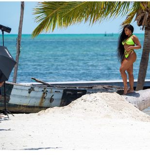 Ashanti feet photo thumbnail