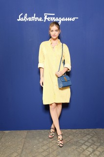 Barbara Palvin feet photo thumbnail