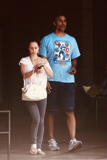 Eliza Dushku feet photo thumbnail