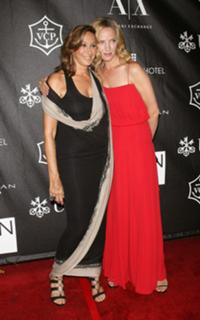 Uma Thurman feet photo thumbnail