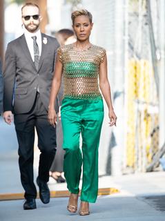Jada Pinkett Smith feet photo thumbnail