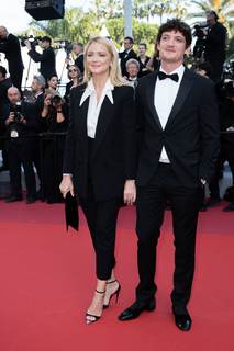 Virginie Efira feet photo thumbnail