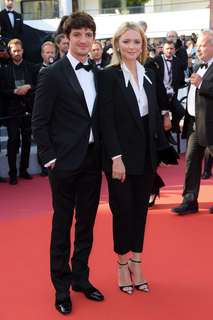 Virginie Efira feet photo thumbnail