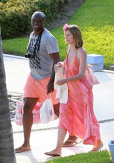 Heidi Klum feet photo thumbnail