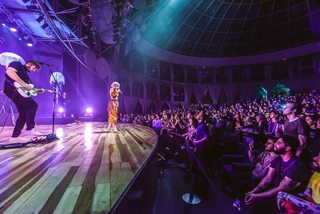 Aurora Aksnes feet photo thumbnail