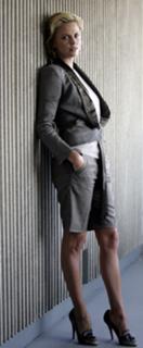 Charlize Theron feet photo thumbnail