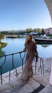 Federica Fontana feet photo thumbnail