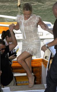 Charlize Theron feet photo thumbnail