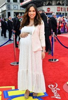 Myleene Klass feet photo thumbnail