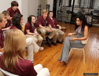 Jordin Sparks feet photo thumbnail