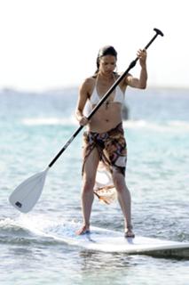 Michelle Rodriguez feet photo thumbnail
