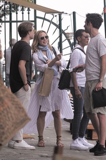 Maria Bello feet photo thumbnail