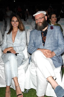 Anna Safroncik feet photo thumbnail
