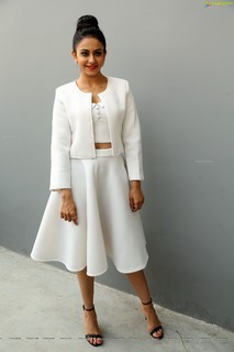 Rakul Preet Singh feet photo thumbnail