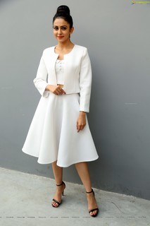 Rakul Preet Singh feet photo thumbnail
