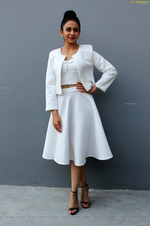 Rakul Preet Singh feet photo thumbnail