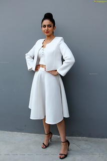 Rakul Preet Singh feet photo thumbnail