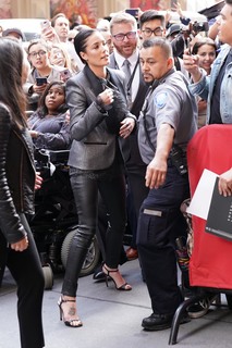 Halsey feet photo thumbnail