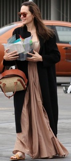 Angelina Jolie feet photo thumbnail