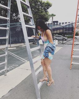 Nikki Garcia feet photo thumbnail