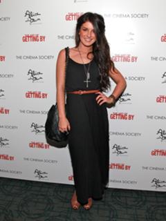 Shenae Grimes-Beech feet photo thumbnail