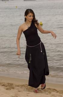 Aishwarya Rai Bachchan feet photo thumbnail