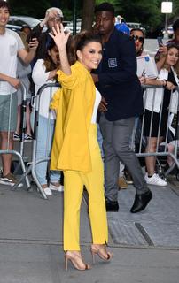 Eva Longoria feet photo thumbnail