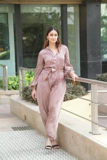 Ileana D'Cruz feet photo thumbnail