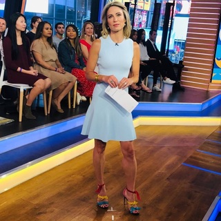 Amy Robach feet photo thumbnail
