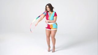 Ashley Graham feet photo thumbnail