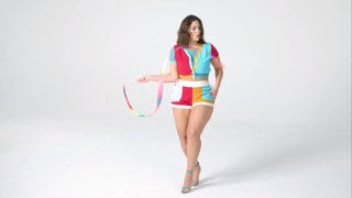 Ashley Graham feet photo thumbnail