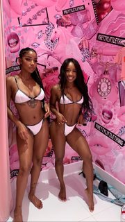 Qimmah Russo feet photo thumbnail