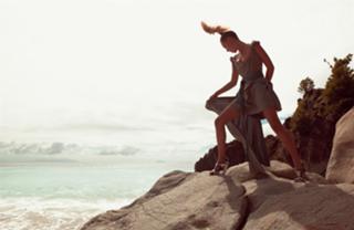Kate Moss feet photo thumbnail