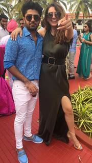 Hansika Motwani feet photo thumbnail