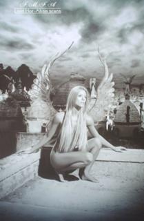 Nicole Neumann feet photo thumbnail