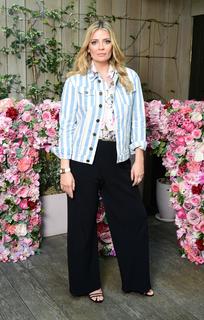 Mischa Barton feet photo thumbnail